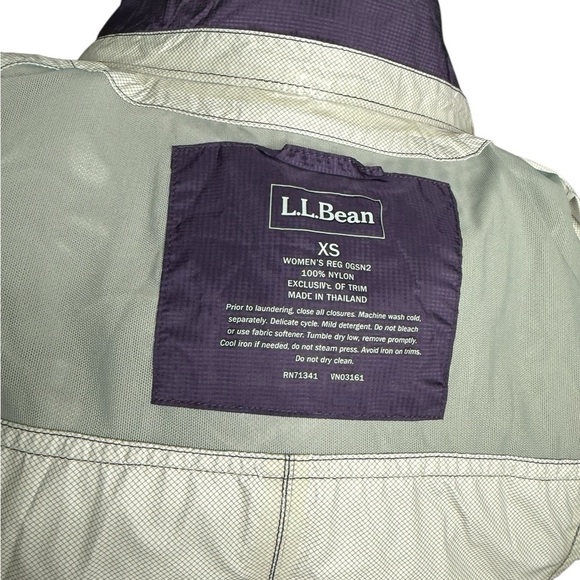 LL Bean Womens Purple Hooded Windbreaker Parka Trail Model Rain Jacket Size XS - Picture 7 of 9